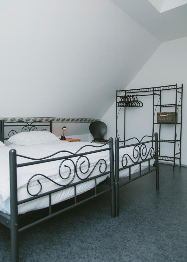 אלמשורן Gaestehaus Vigliarolo Gewerblich Jedes Zimmer Eigenes Bad Gemeinschaftskueche מראה חיצוני תמונה