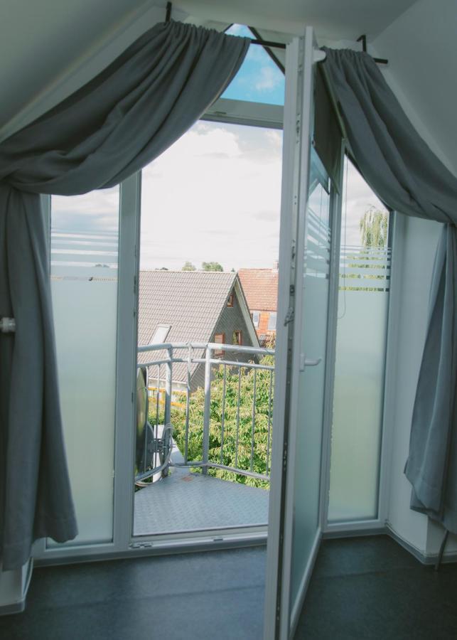 אלמשורן Gaestehaus Vigliarolo Gewerblich Jedes Zimmer Eigenes Bad Gemeinschaftskueche מראה חיצוני תמונה