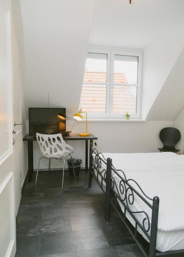 אלמשורן Gaestehaus Vigliarolo Gewerblich Jedes Zimmer Eigenes Bad Gemeinschaftskueche מראה חיצוני תמונה
