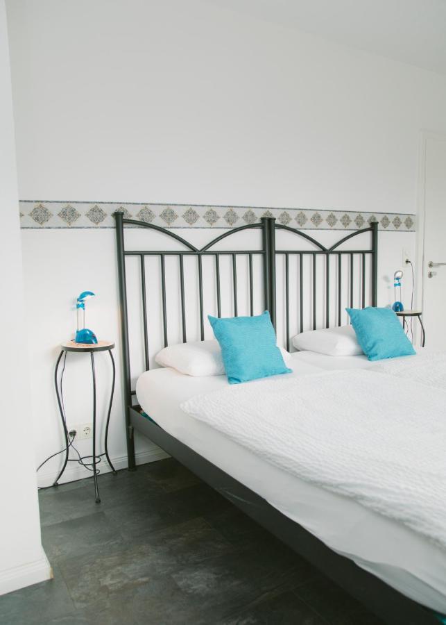 אלמשורן Gaestehaus Vigliarolo Gewerblich Jedes Zimmer Eigenes Bad Gemeinschaftskueche מראה חיצוני תמונה
