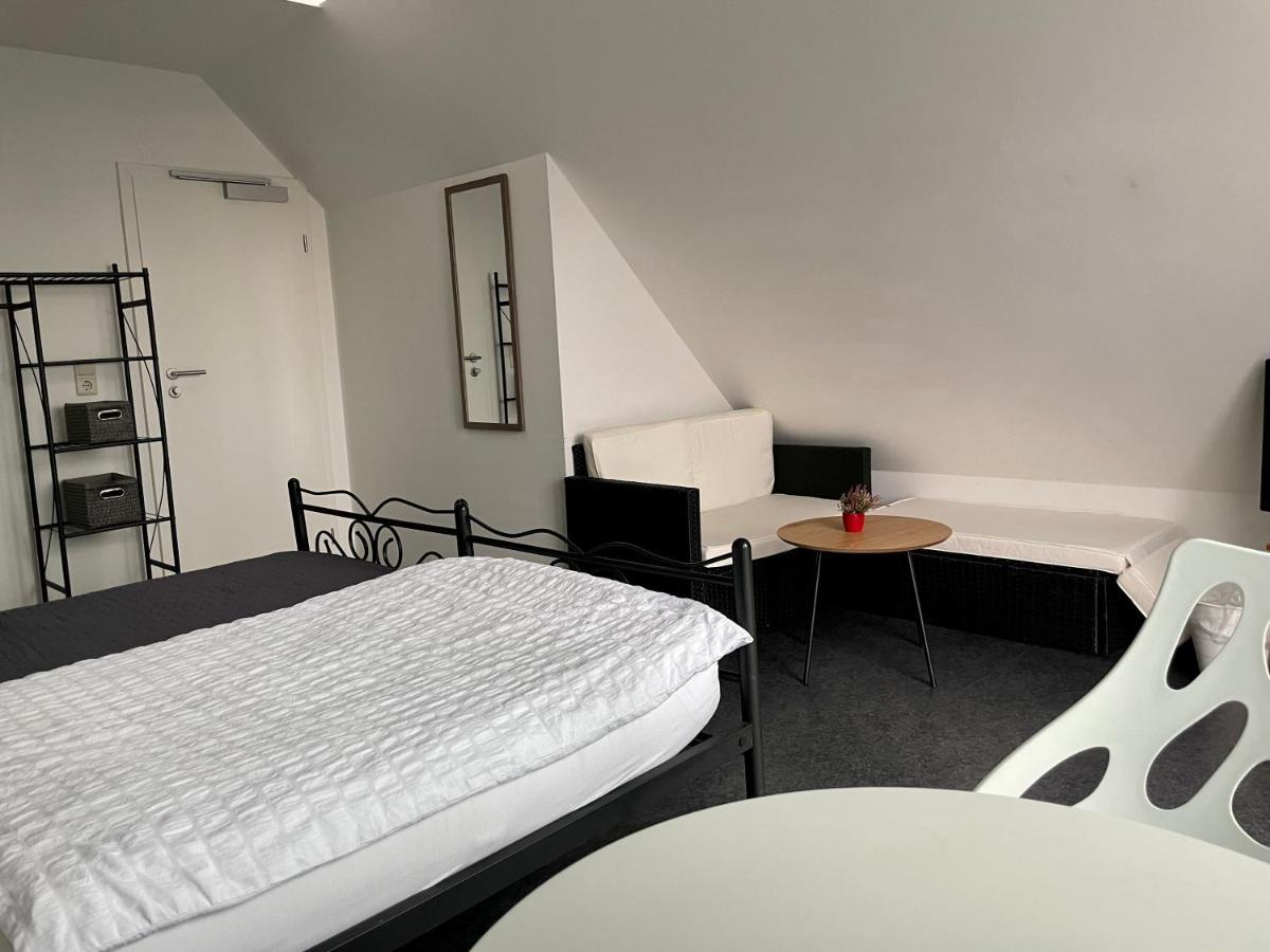 אלמשורן Gaestehaus Vigliarolo Gewerblich Jedes Zimmer Eigenes Bad Gemeinschaftskueche מראה חיצוני תמונה