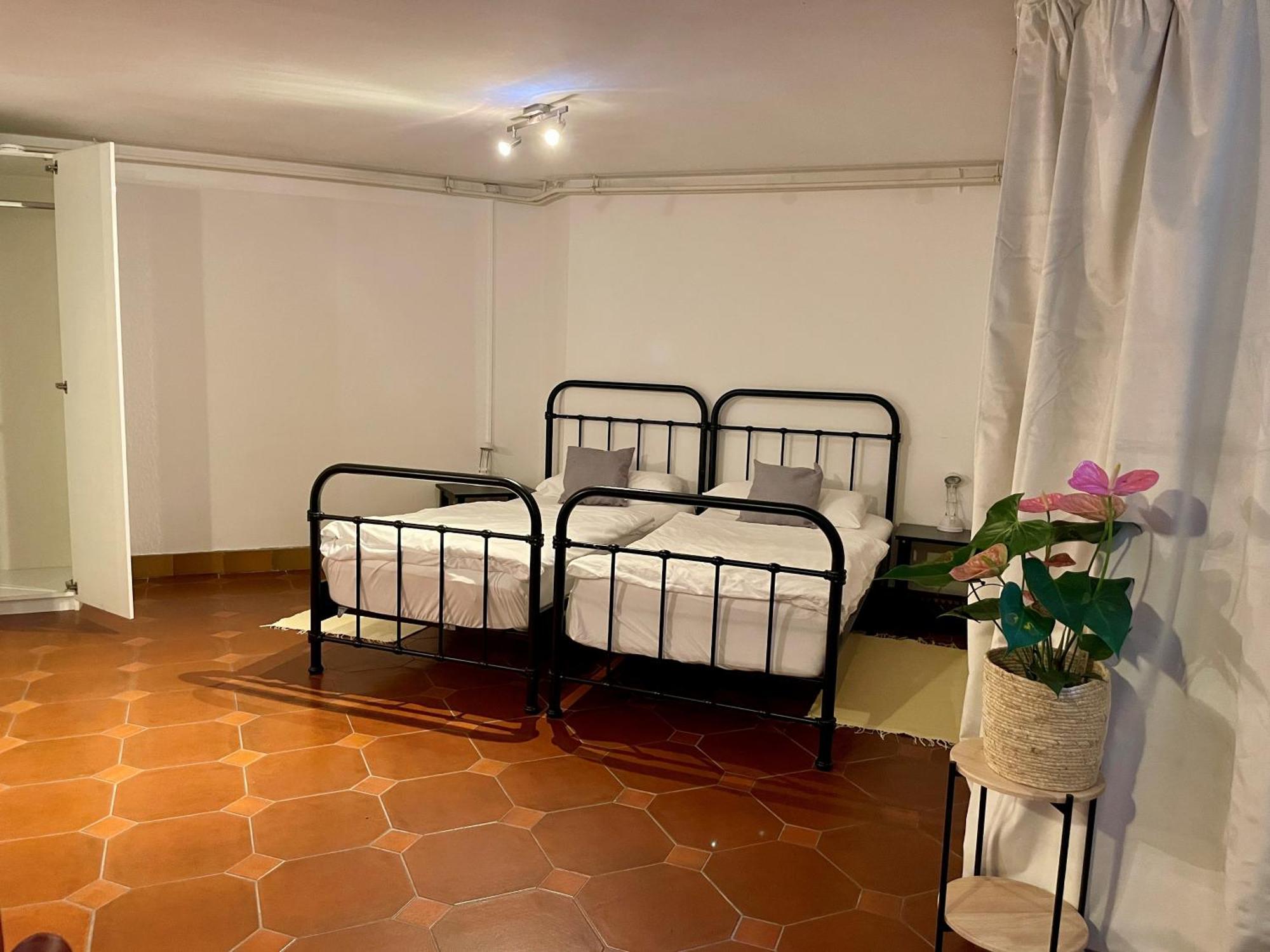 אלמשורן Gaestehaus Vigliarolo Gewerblich Jedes Zimmer Eigenes Bad Gemeinschaftskueche מראה חיצוני תמונה