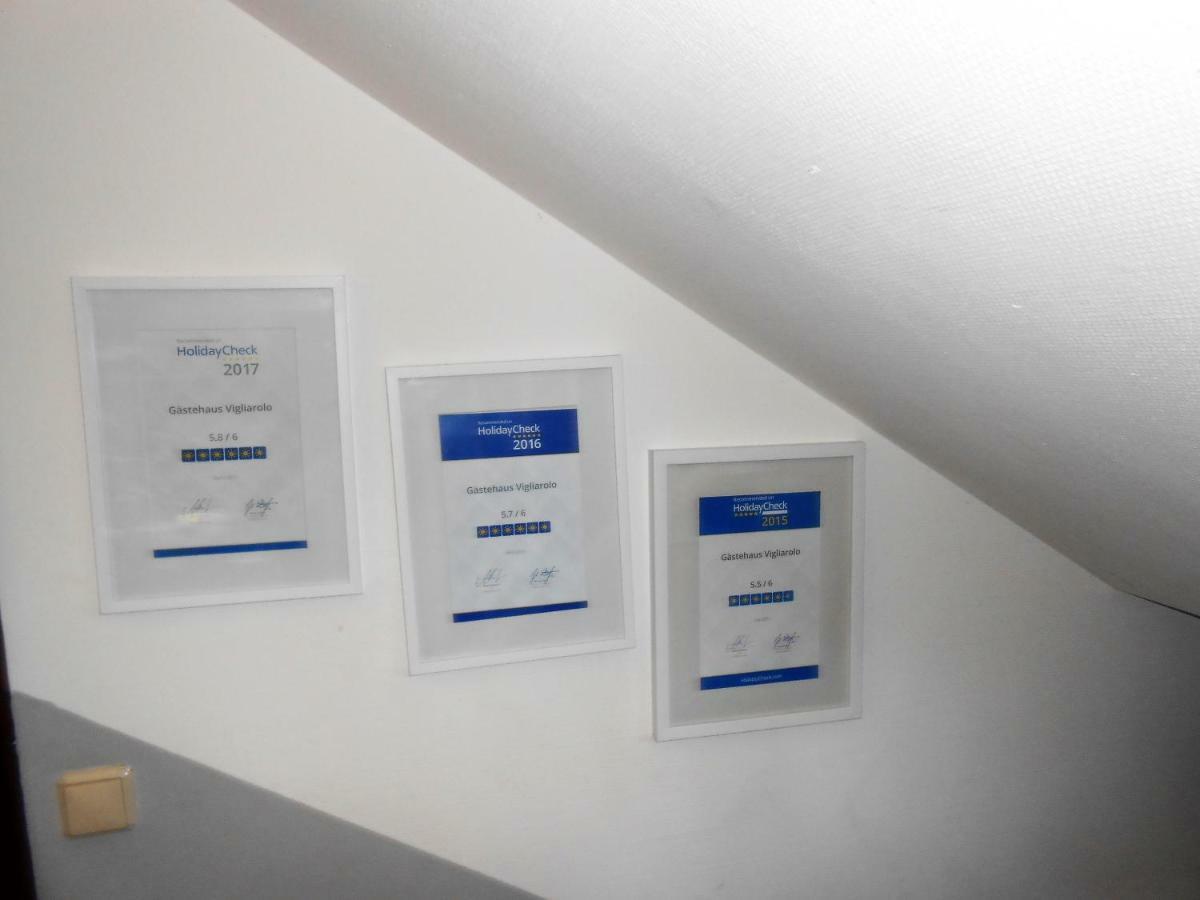 אלמשורן Gaestehaus Vigliarolo Gewerblich Jedes Zimmer Eigenes Bad Gemeinschaftskueche מראה חיצוני תמונה